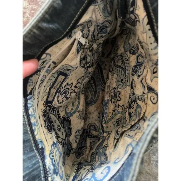 Vera Bradley Blue Quilted Shoulder Bag - Picture 6 of 7